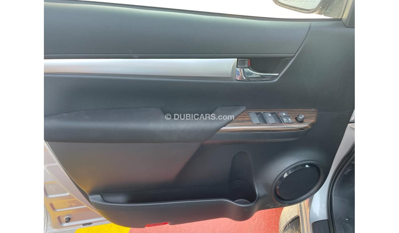 Toyota Hilux PICK UP  DIESEL 2.8L 4X4 MODEL 2021 DVD CAMRA REAR AC BIG ALLOY WHEEL  NEW GRIL EXPORT ONLY