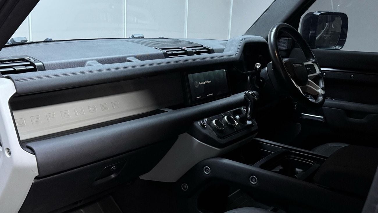 Land Rover Defender Land Rover defender 2022 model full options