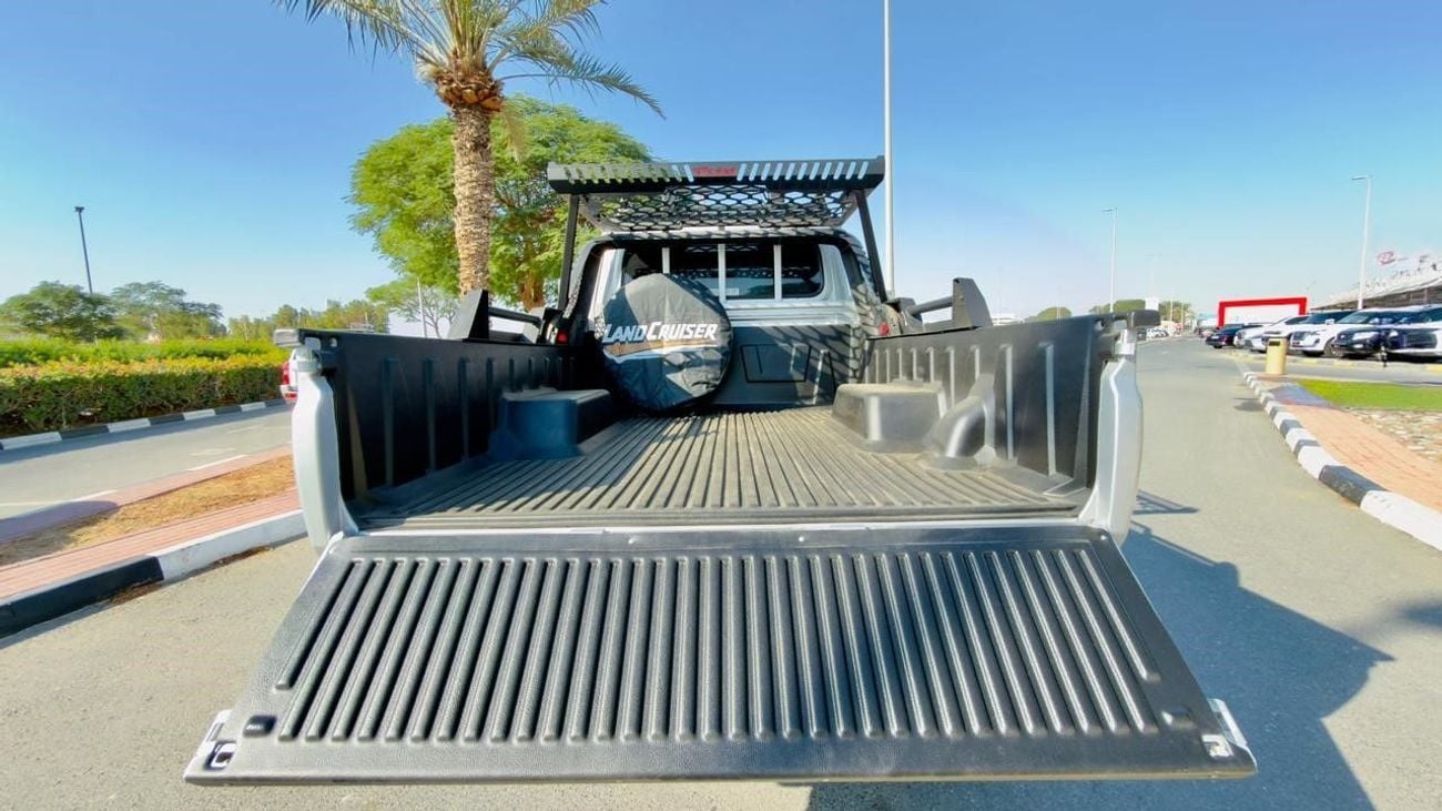 Toyota Land Cruiser Pick Up SINGLE CAB | MODIFIED TO 2025 MODEL | MANUAL TRANSMISSION | GTK SPORTS BAR | 4.5L DIESEL ENGINGE | R