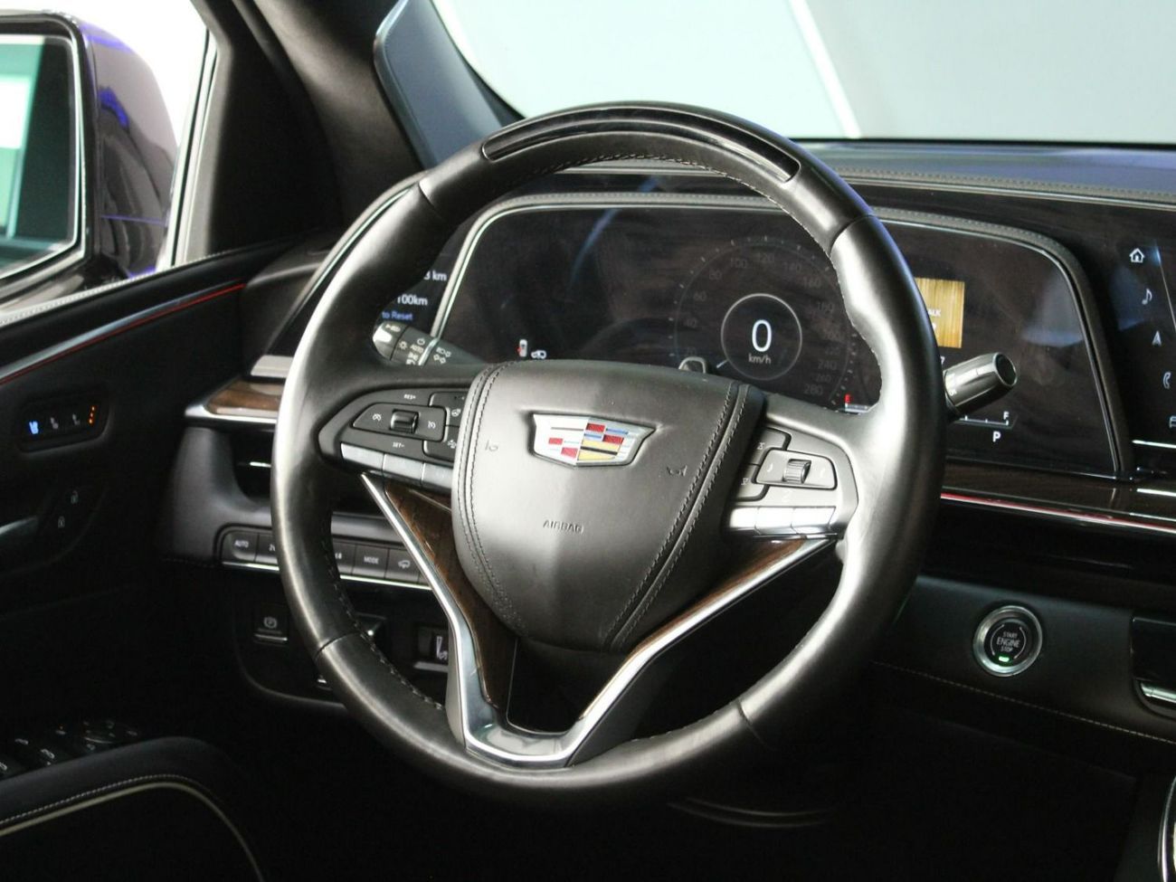 كاديلاك إسكالاد Sport Platinum 6.2L 4WD