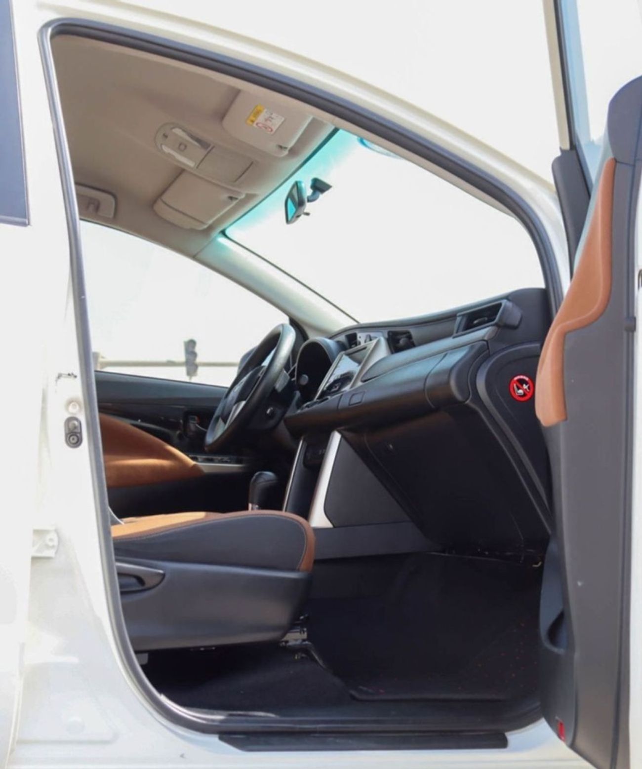 تويوتا إينوفا Std 2.7L Toyota Innova 2019 2.7 L GCC, accident-free, in excellent condition, 1217 PM