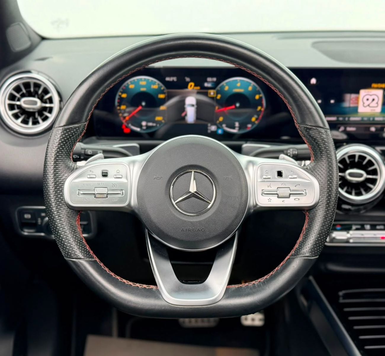 Mercedes Benz GLB250 4MATIC