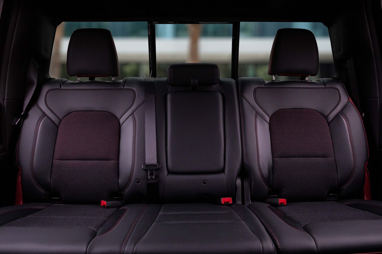 Dodge Ram Van Rebel | 4,309 P.M | 0% Downpayment | Excellent Condition!