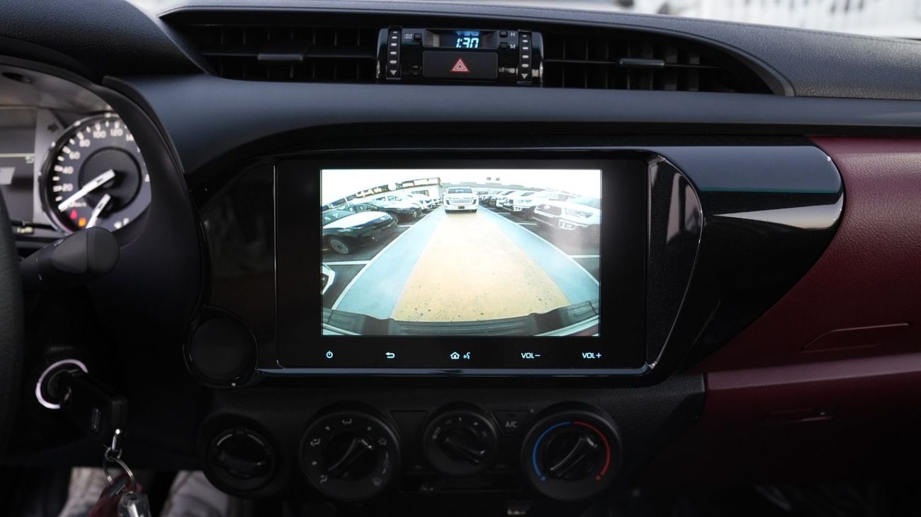 Toyota Hilux GLS 2.7L Single Cabin 4WD M/T