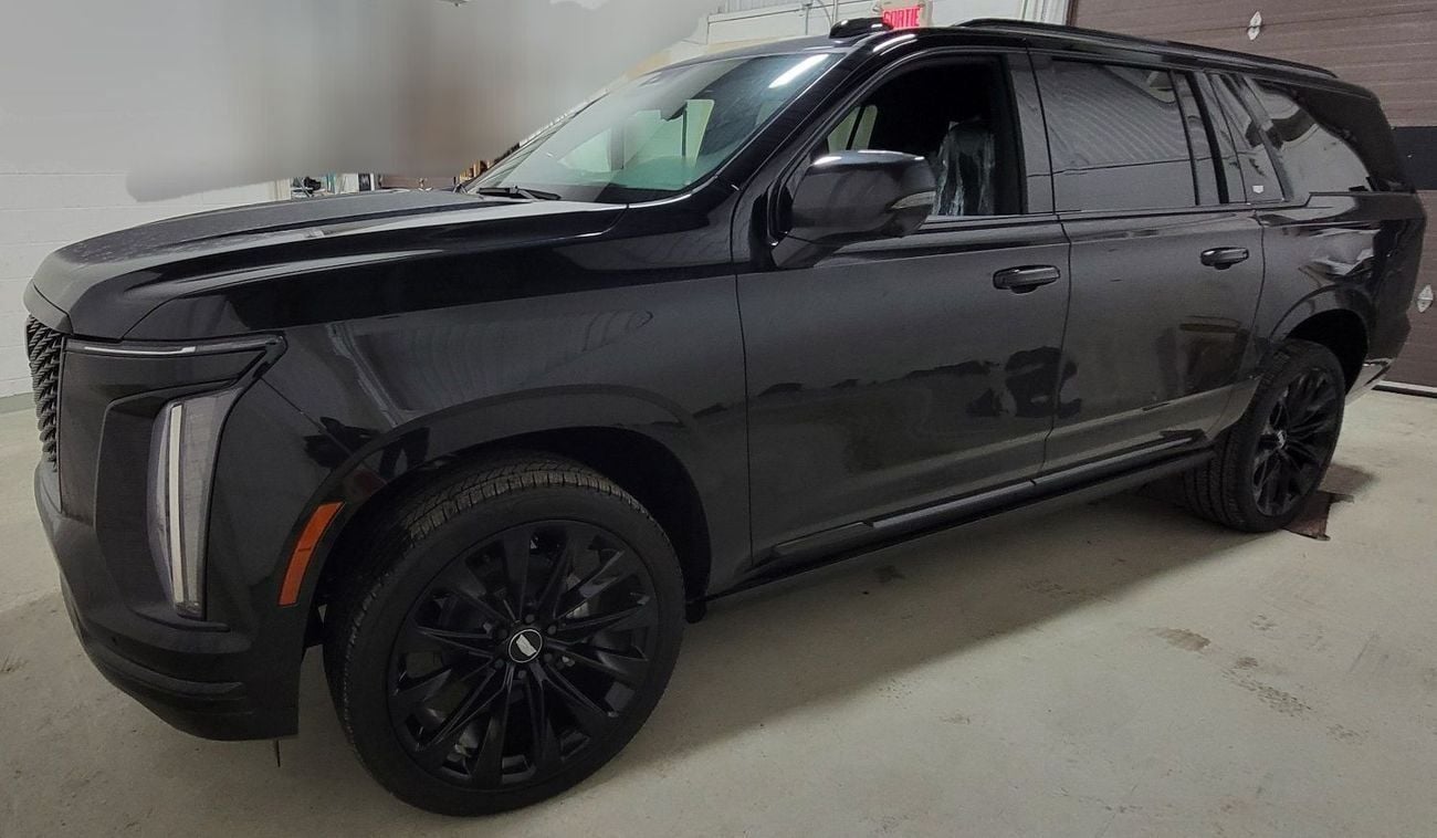 Cadillac Escalade Escalade ESV Sport Platinum ONYX Pkg | Fridge