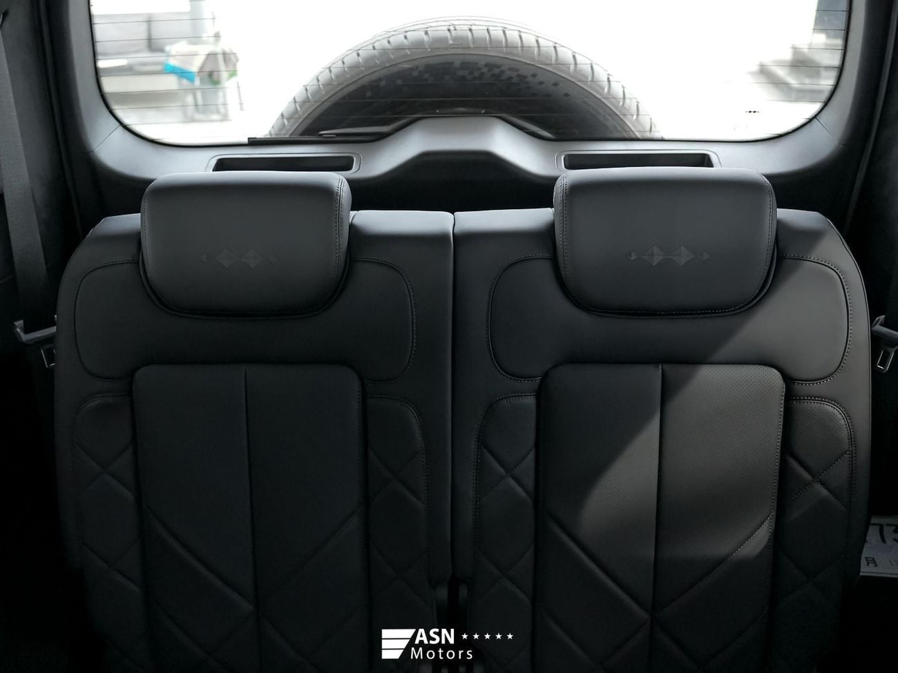 BYD Leopard 8 DELUX (NGCC) Smart and Brave Flagship Edition (7 Seats) Zhiyong Flagship Edition (7 Seats) 2025