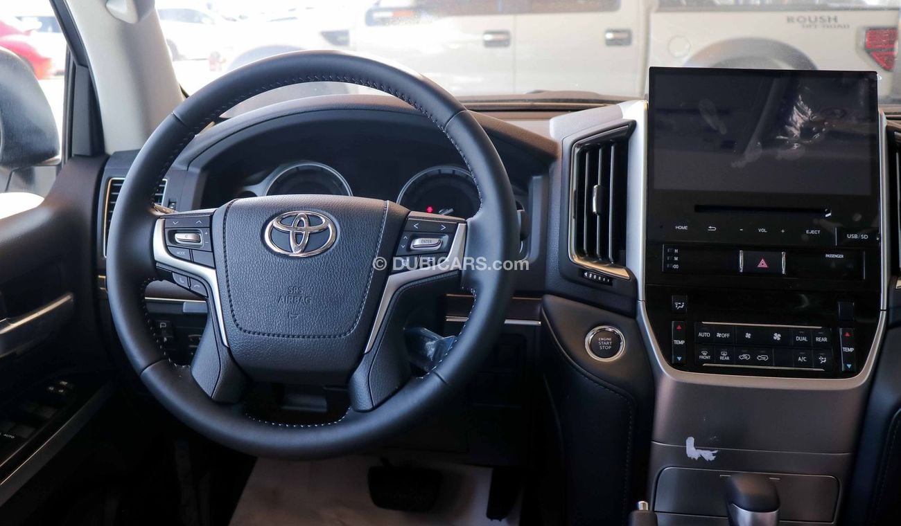 Toyota Land Cruiser VXR V8