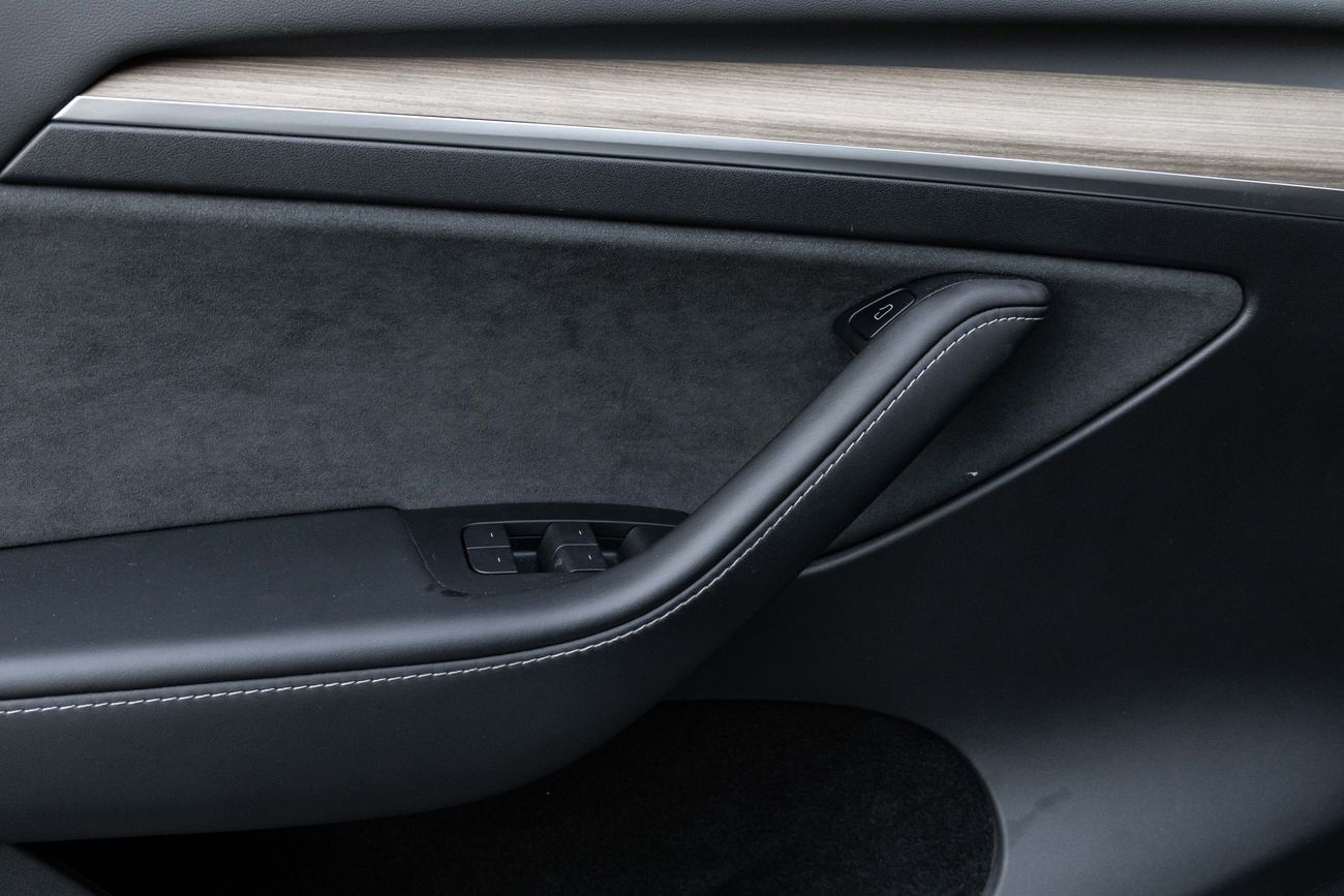 تسلا موديل Y 2,106 P.M | Model Y Long Range Autopilot | 0% Downpayment | Perfect Condition!