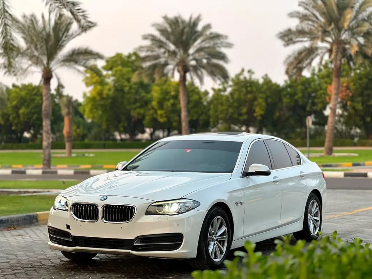 BMW 520i 520i GCC Specs