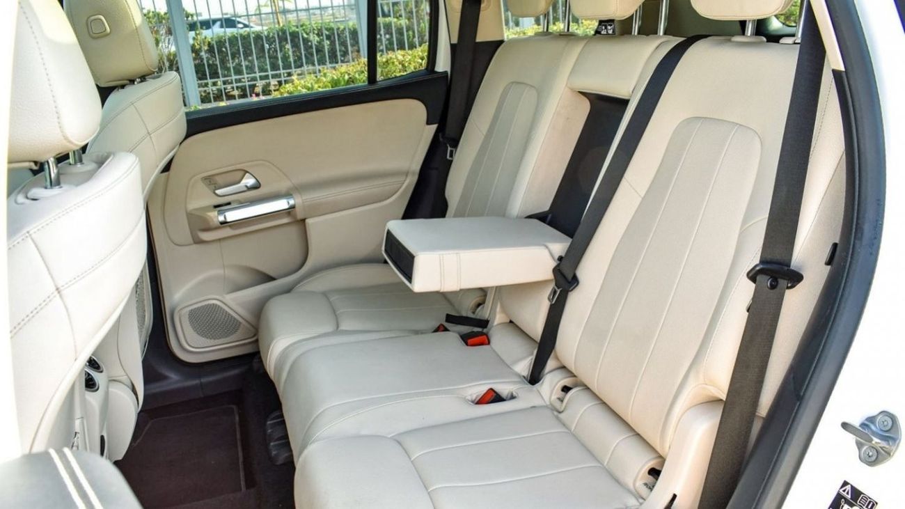 Mercedes-Benz GLB 250 Std Mercedes GLB250 AMG II 2020 II FULLY LOADED