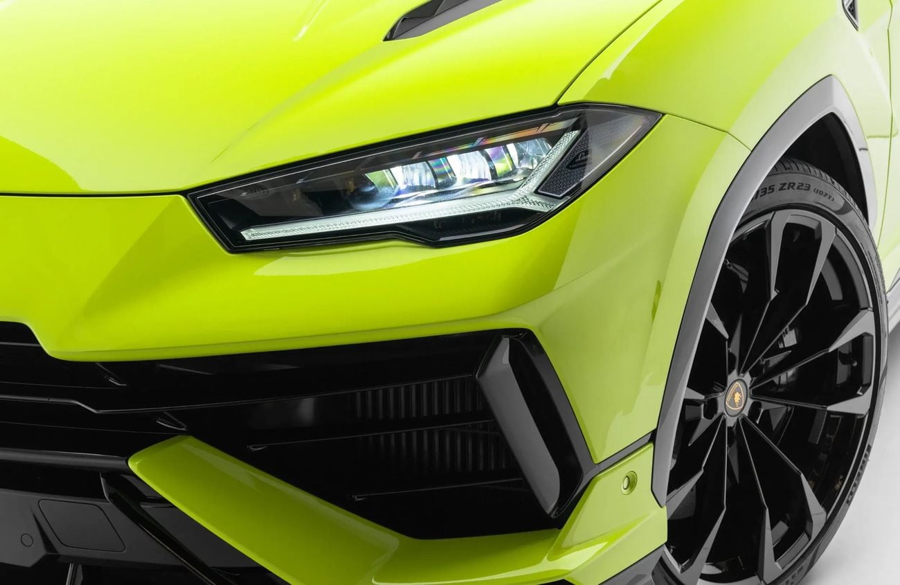 Lamborghini Urus 4.0L V8 Twin-Turbocharged Engine