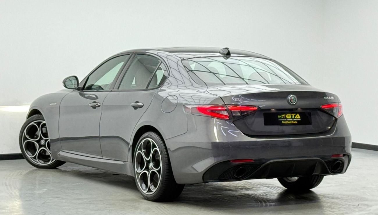 ألفا روميو جوليا 2024 Alfa Romeo Giulia Veloce Q2 MCA, 2028 Agency Warranty  Service Contract, Agency FSH, GCC