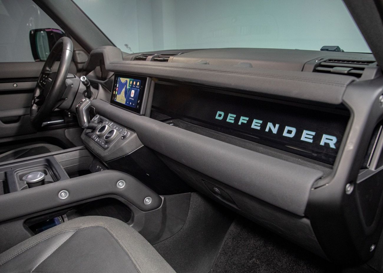 لاند روفر ديفندر P300 110 S 2.0L (7 Seater)