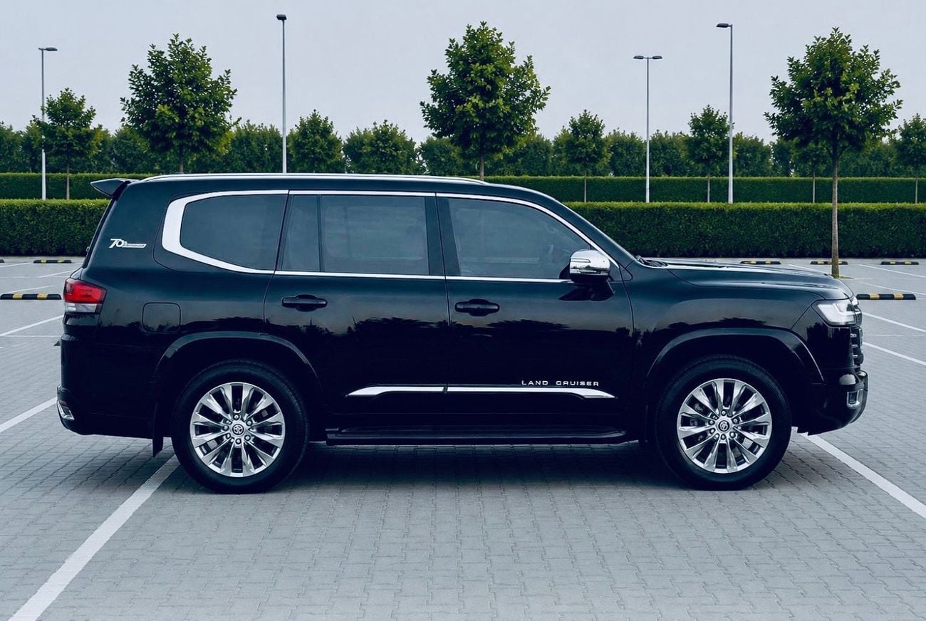 Toyota Land Cruiser GXR Toyota landcuriser V6 2017 upgrade inside & outside 2025 full option