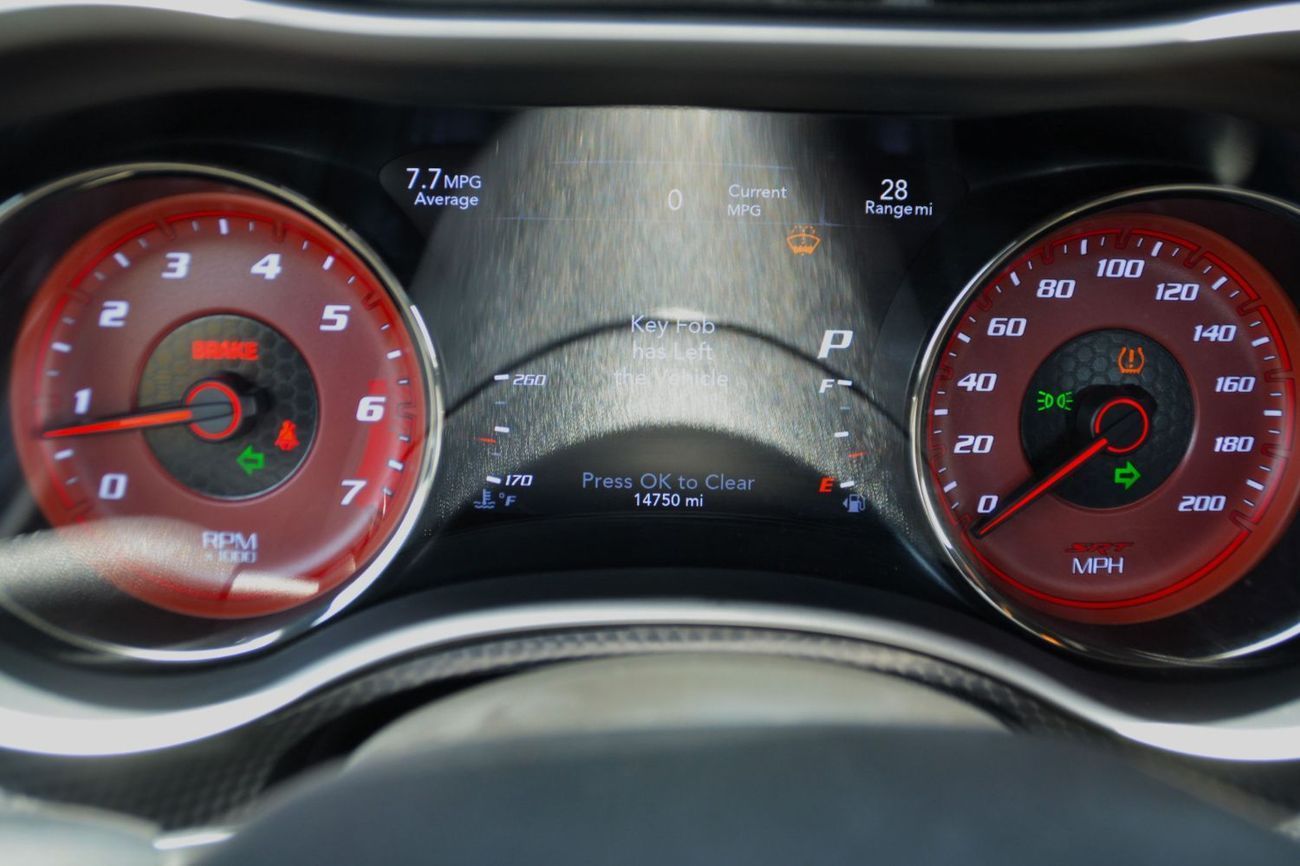 Dodge Charger SRT Hellcat 6.2L (717 HP)THE BEST IN THE MARKET/2022/TOP CLEAN