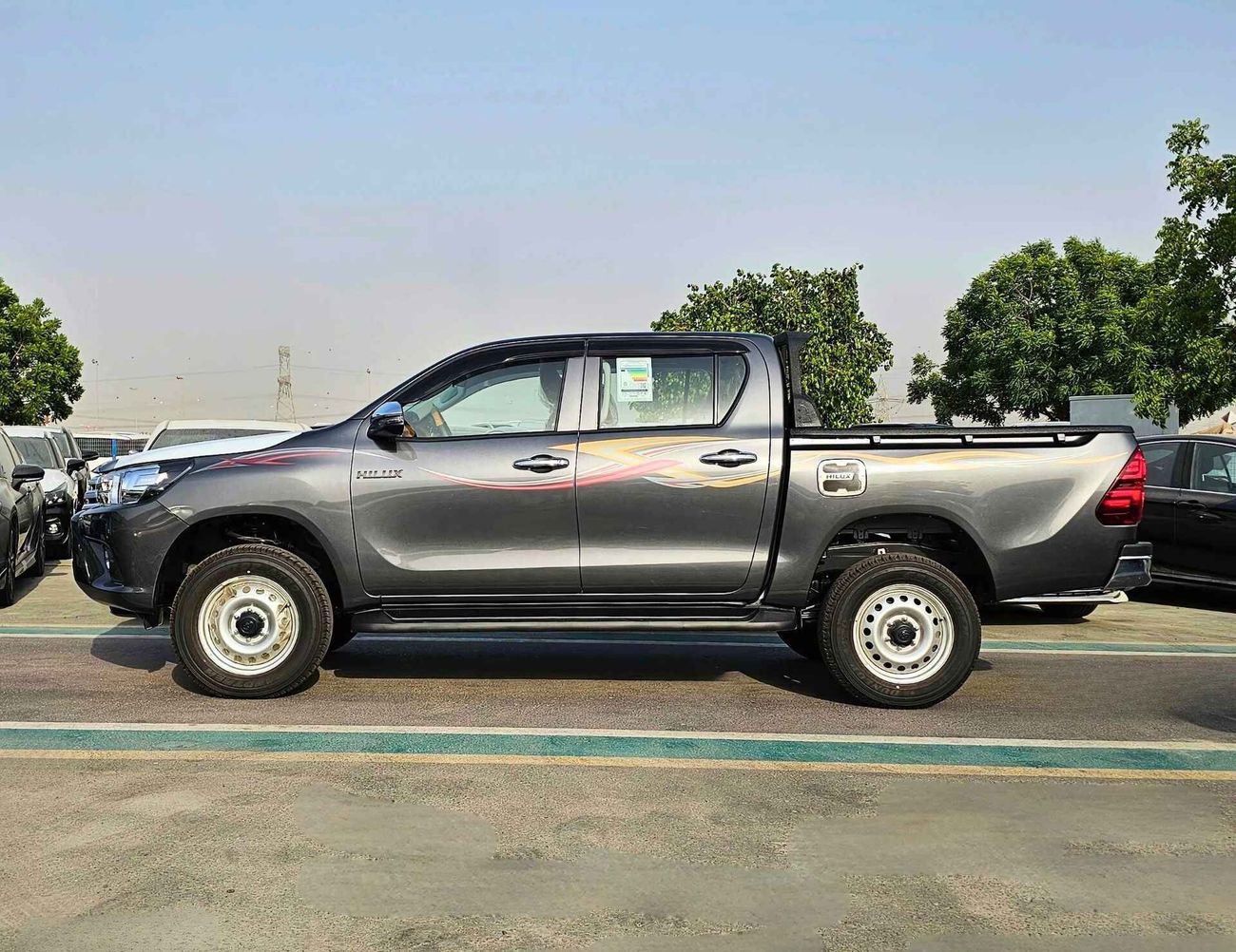 Toyota Hilux NARROW BODY WITH STICKER / A/T / 2.4L V4 DIESEL / 4WD (CODE # HDB)