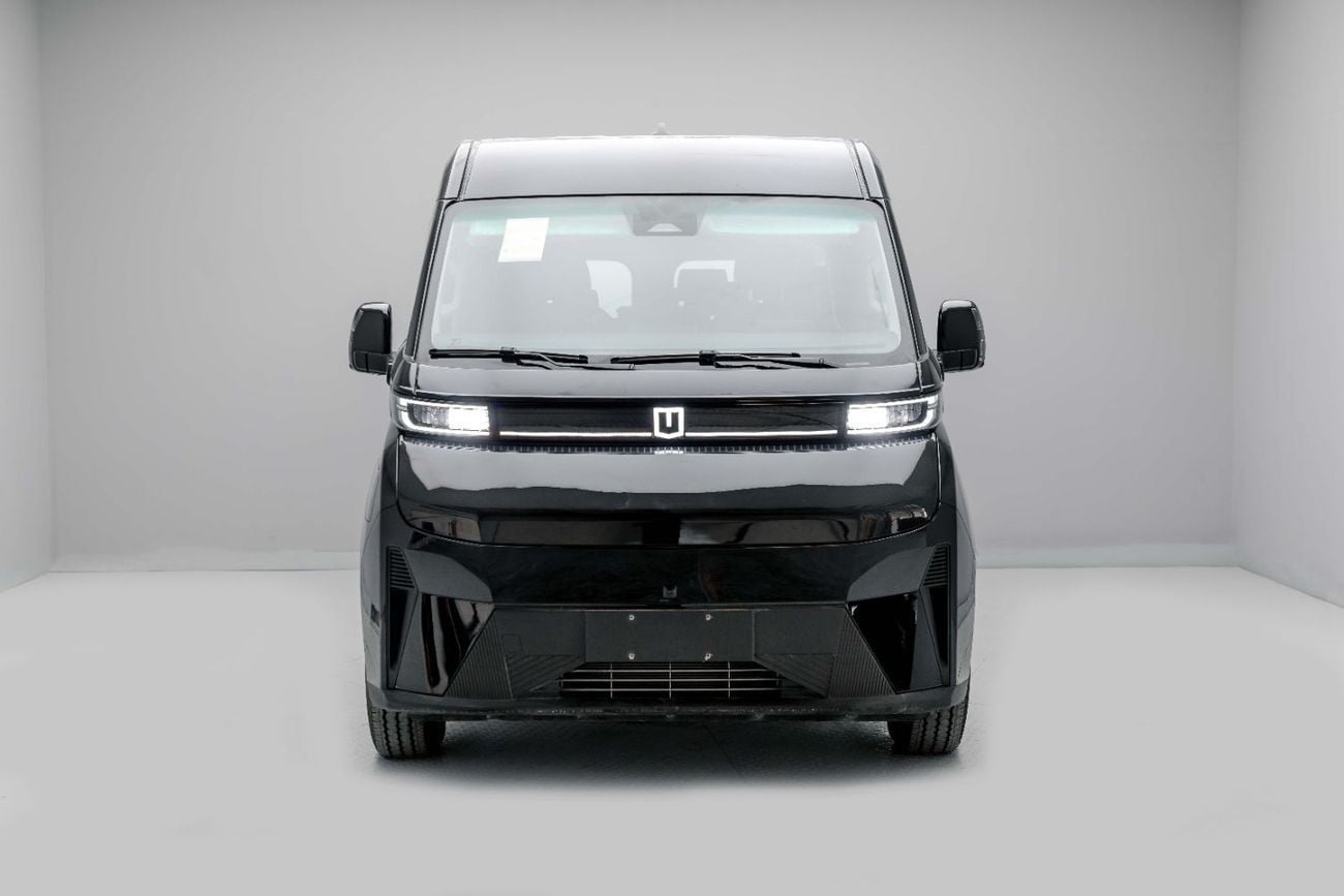 جيلي فيريزون  9-Seater EV - Black Inside Tan | Export Only