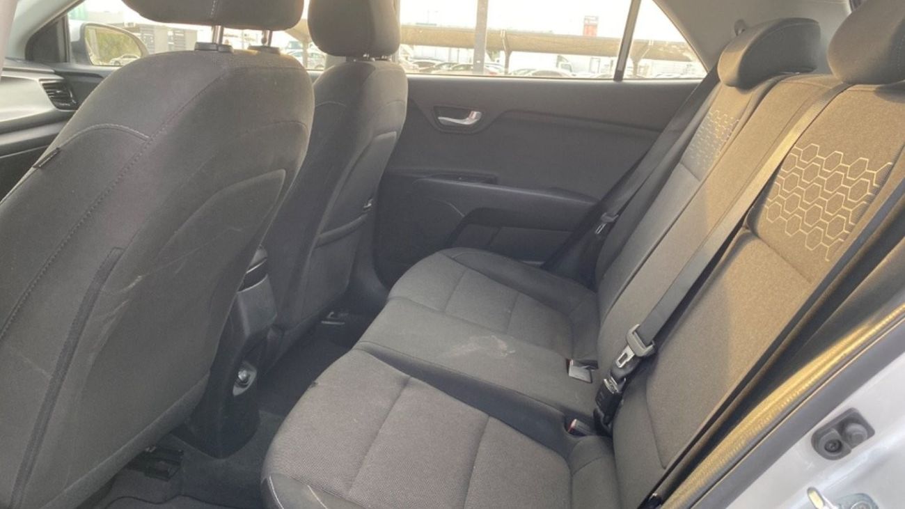 Kia Rio MPI Full Option