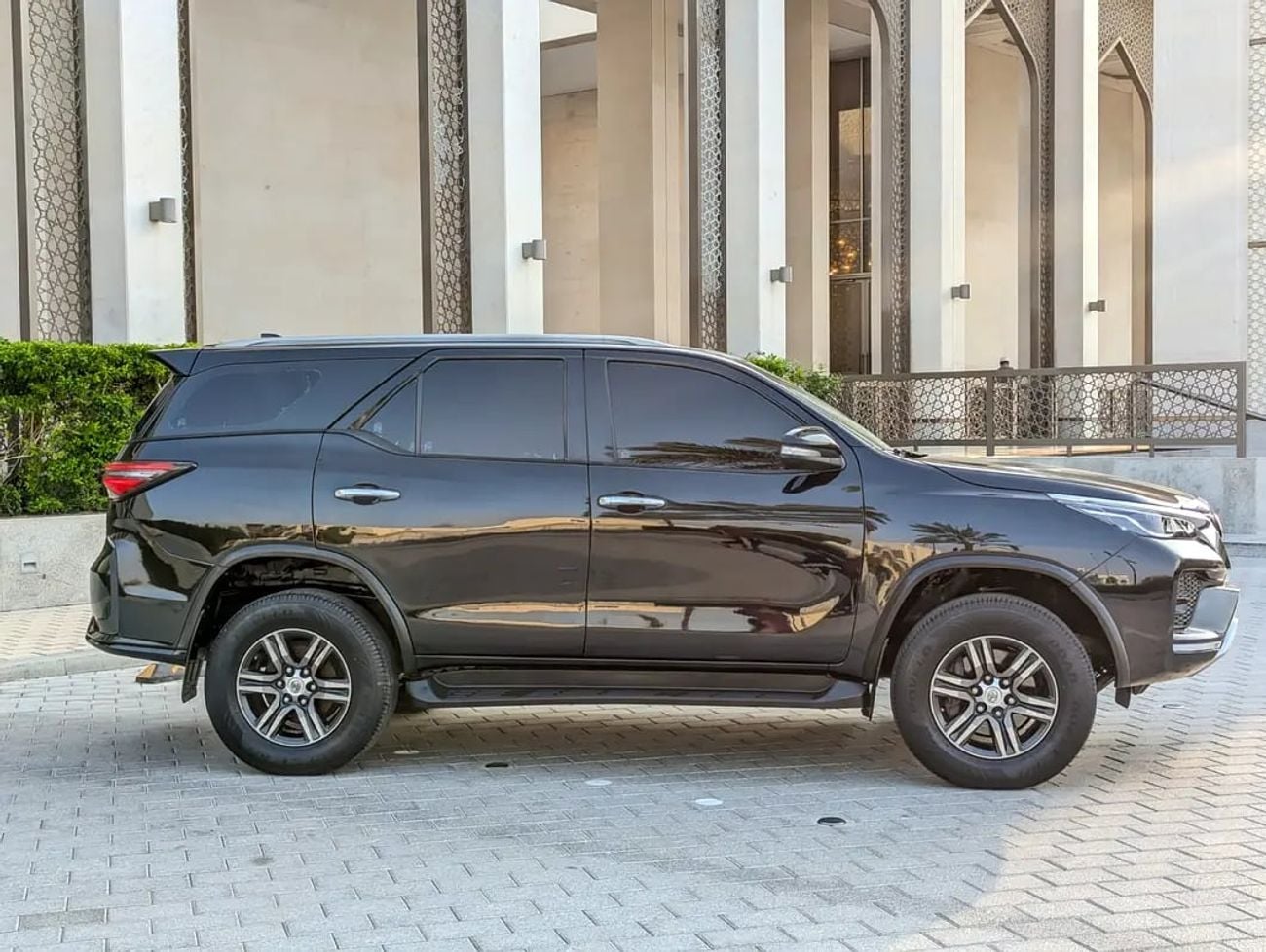 Toyota Fortuner EXR FACELIFTED GCC V4 2.7L 4X4 IN PERFECT CONDITION