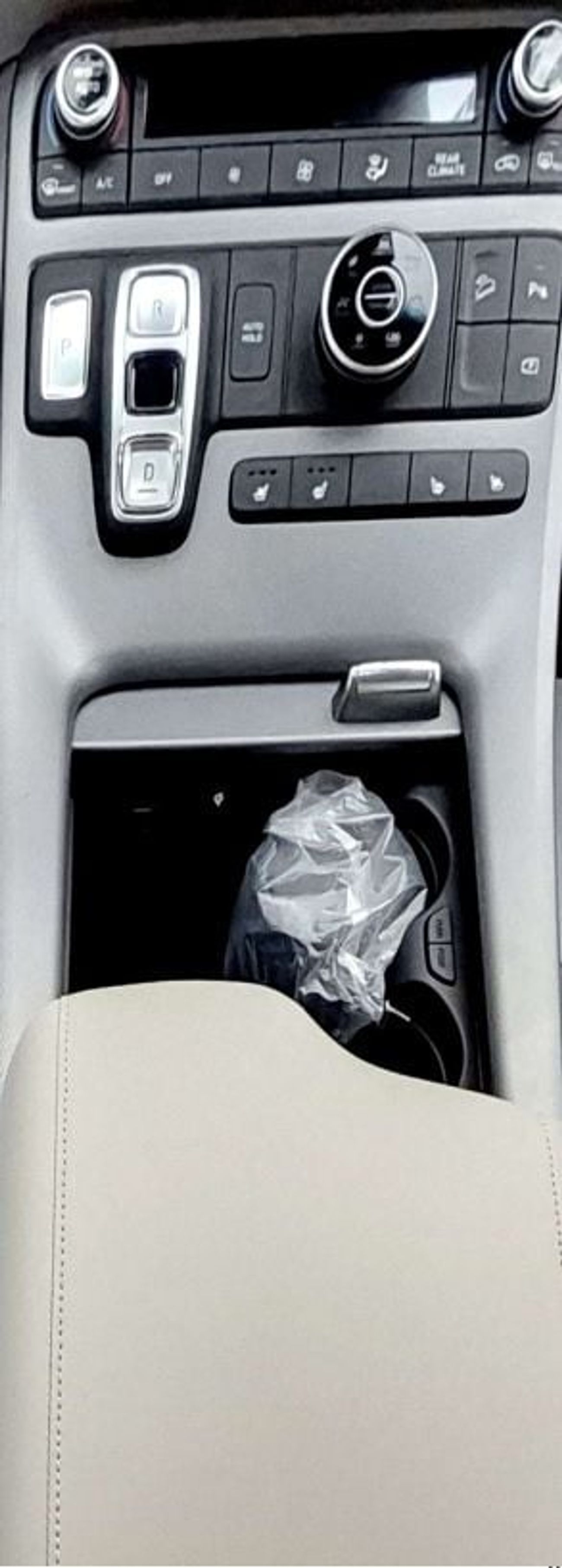 Hyundai Palisade Premium - Nappa 3.8L