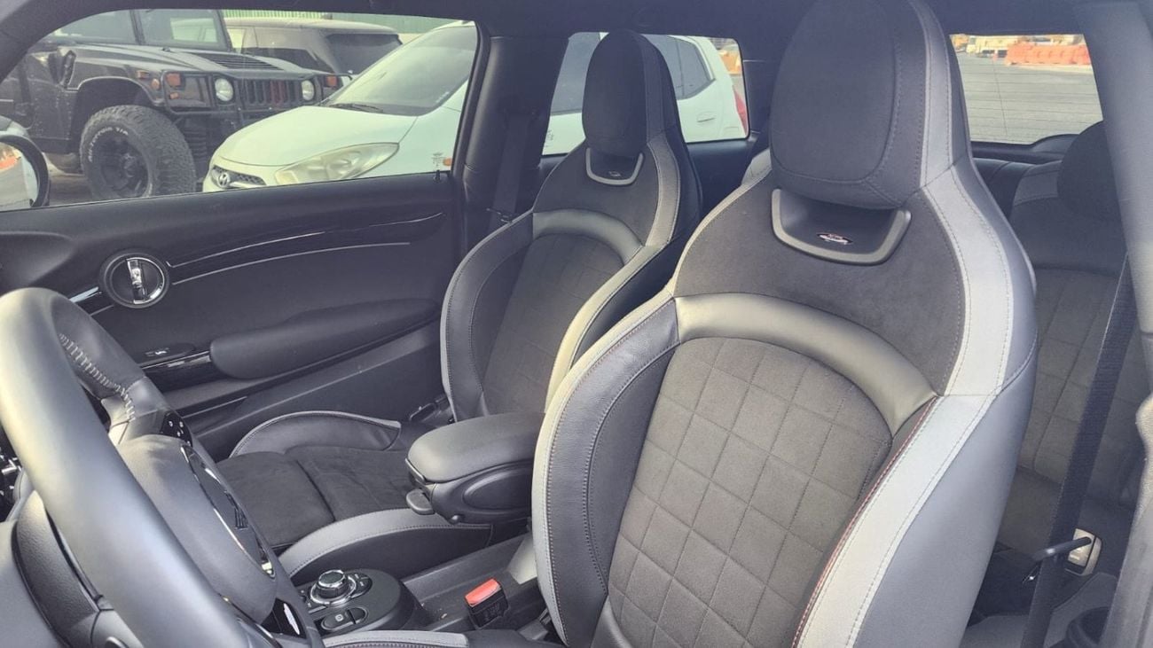 Mini John Cooper Works Cabrio