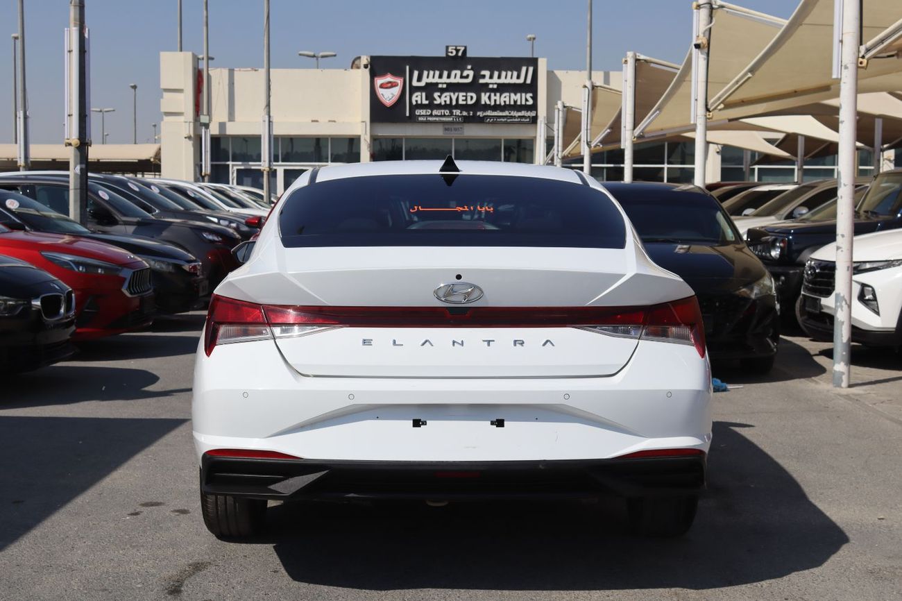 هيونداي إلانترا هيونداى إلنترا -2023- خليجى- بدون حوادث - محرك 1.6L-بحاله ممتازه