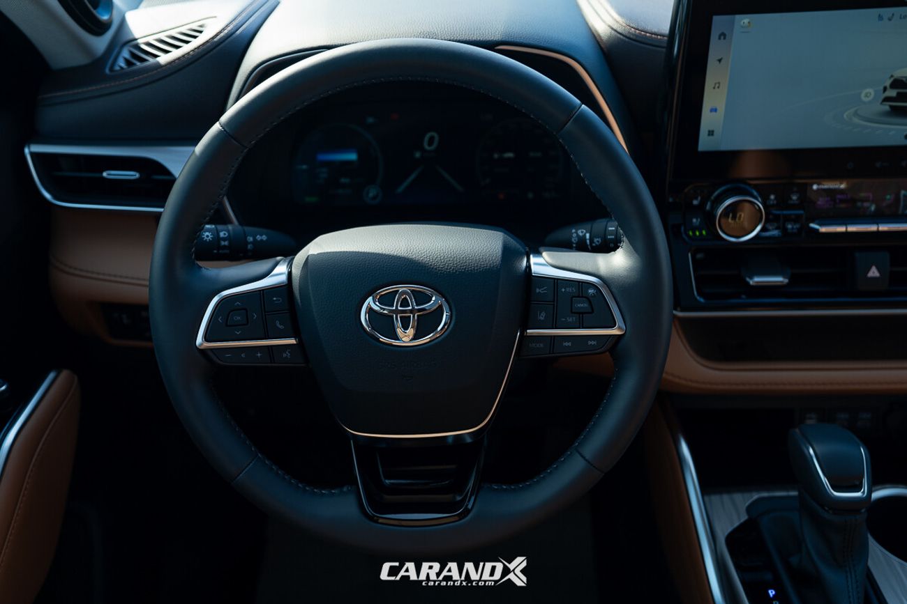 Toyota Highlander Toyota Highlander 2.5 Hybrid 4WD 7 seats Limited Edition 2024