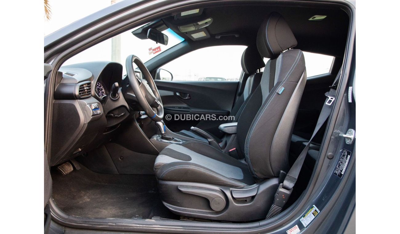Hyundai Veloster Std