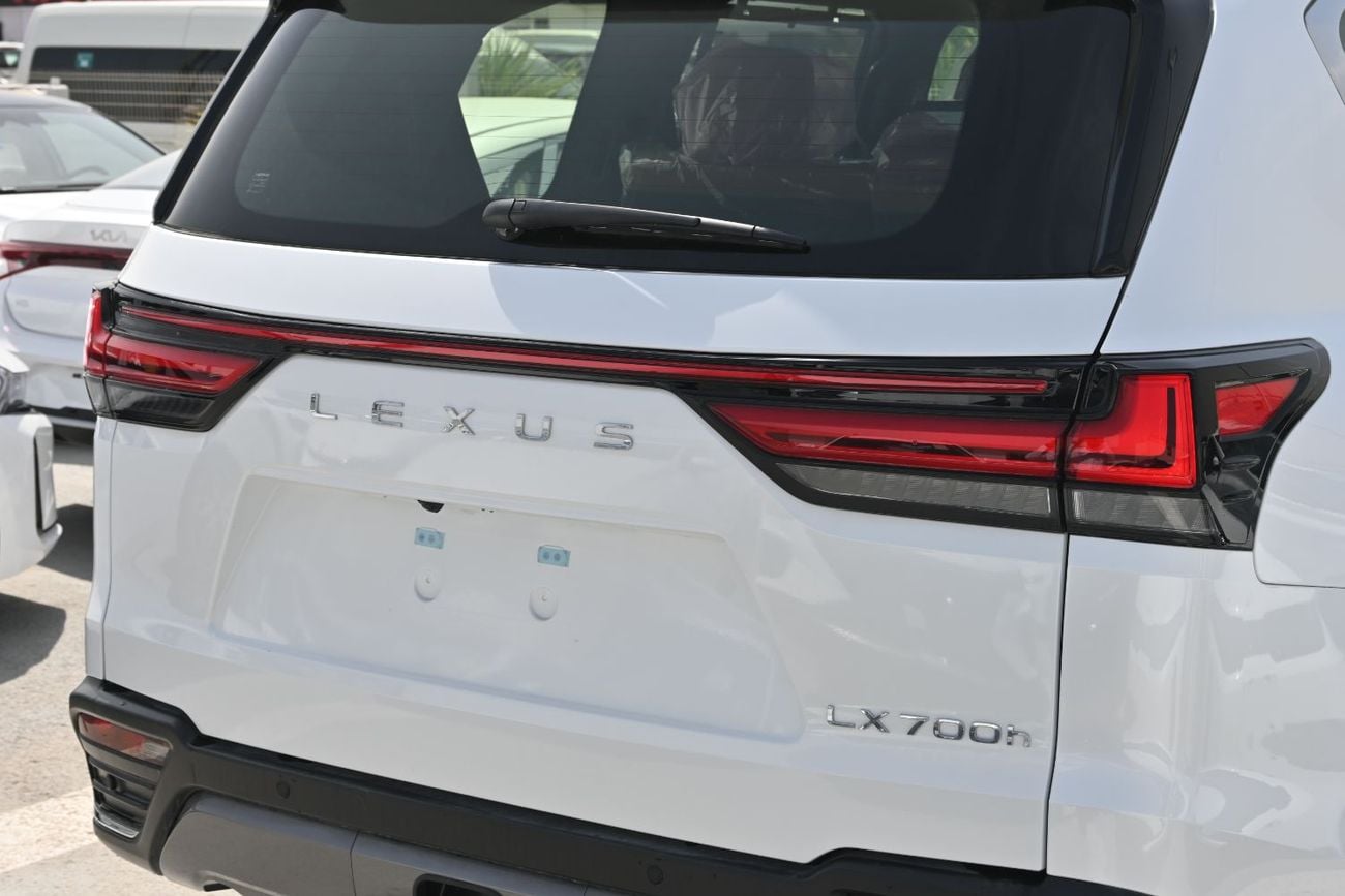 Lexus LX 700h Lexus LX700h Signature 3.5L Twin-Turbo + Hybrid V6, Petrol, Model 2025