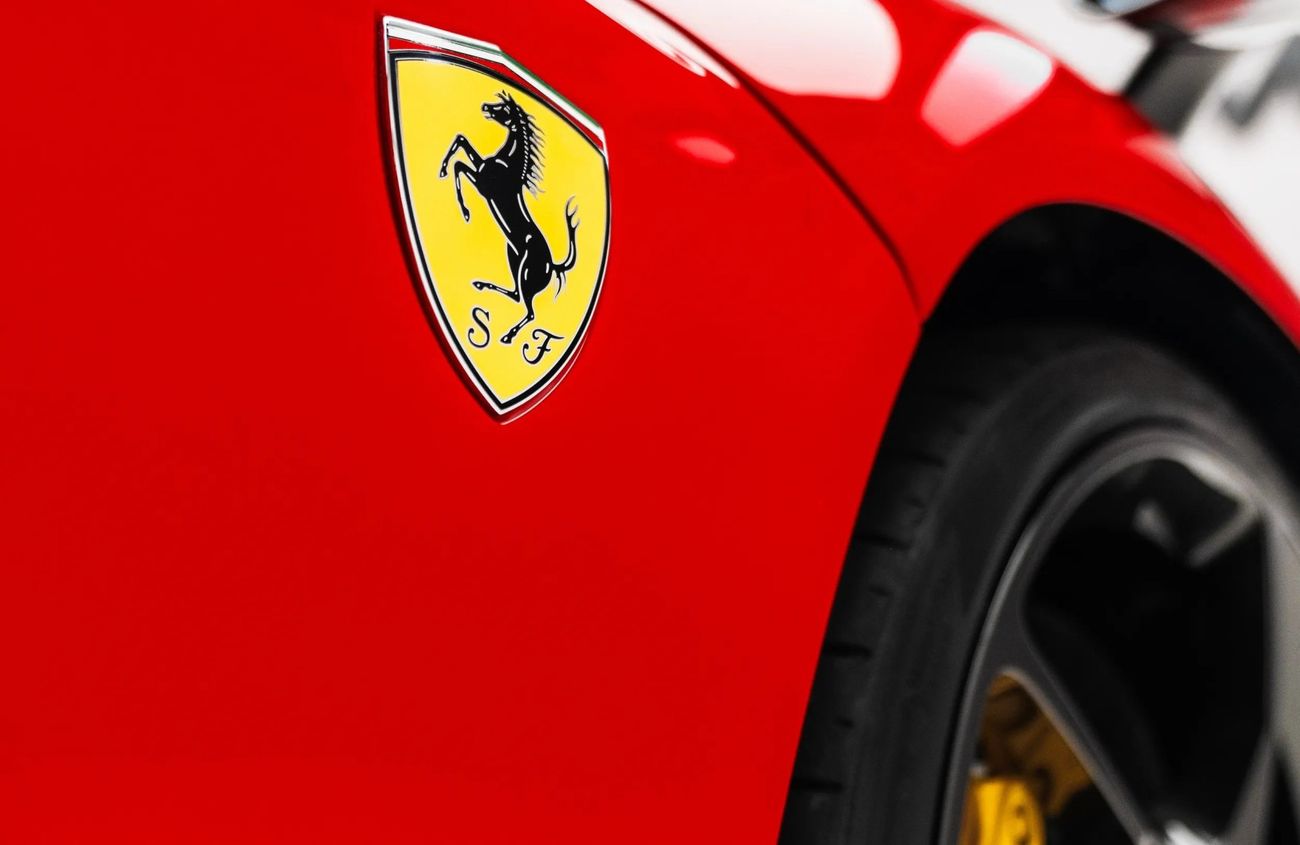 فيراري دايتونا 6.5L V12 Naturally Aspirated Engine