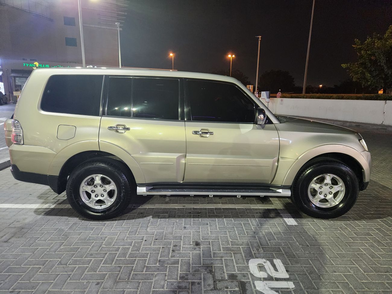 Mitsubishi Pajero GLS 3.8L