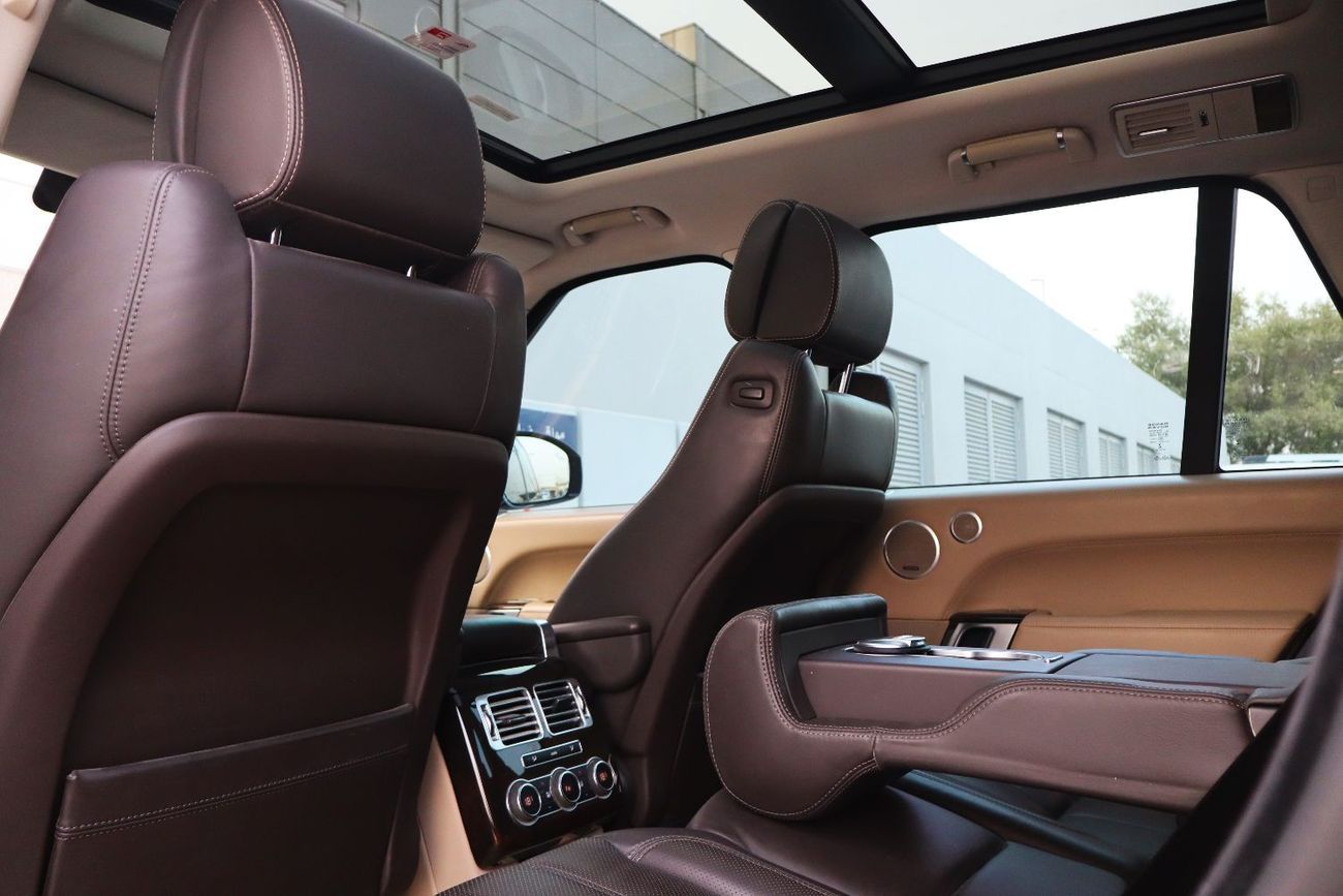 Land Rover Range Rover Vogue SE 5.0L