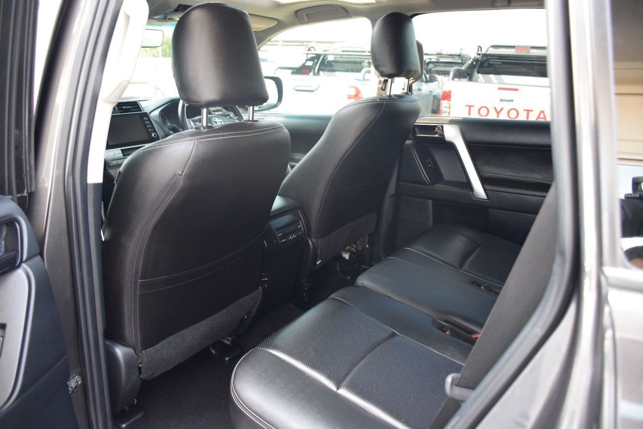 Toyota Prado 4X4 Diesel 2.8L Full Option (Right Hand)