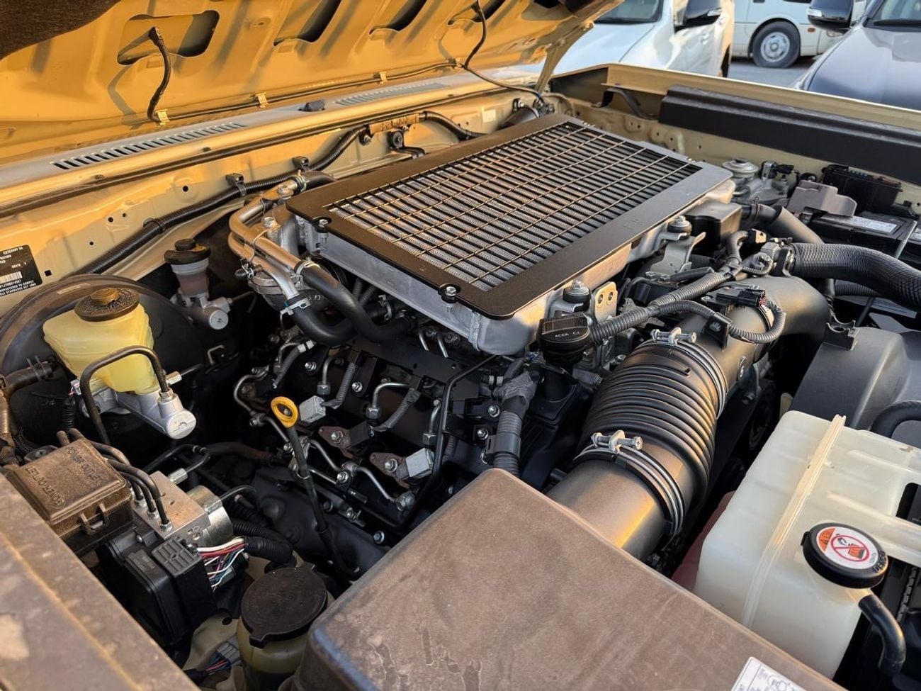 تويوتا لاند كروزر بيك آب Double Cabin 4.5L