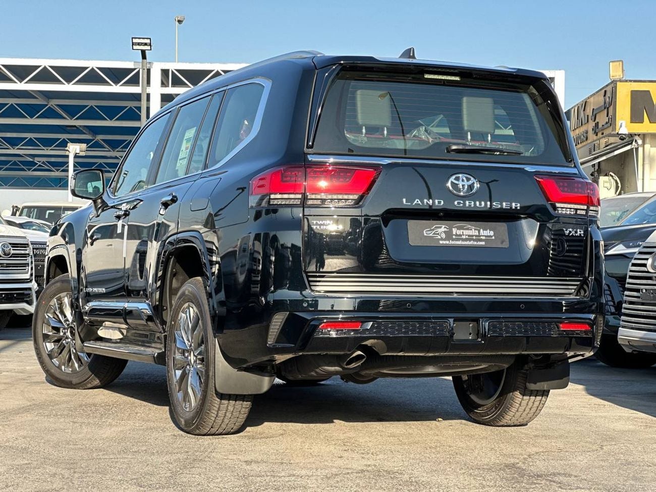 Toyota Land Cruiser VXR 3.5L PTR A/T // 2026 // Full Option with Radar , 360 Camera , Head up Display , Memory & Heating