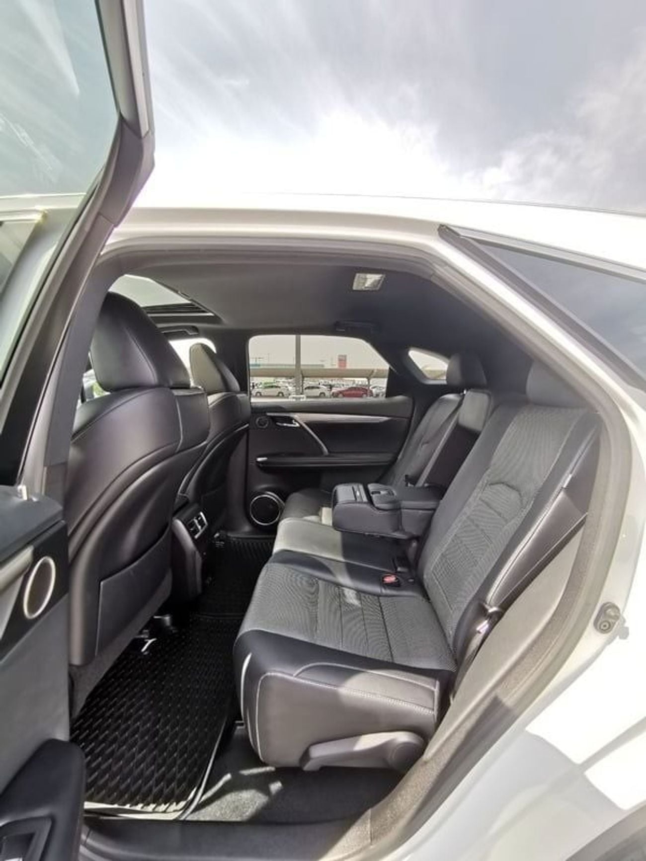 Lexus RX350 Lexus RX350 (F-Sport) - 2022 - White