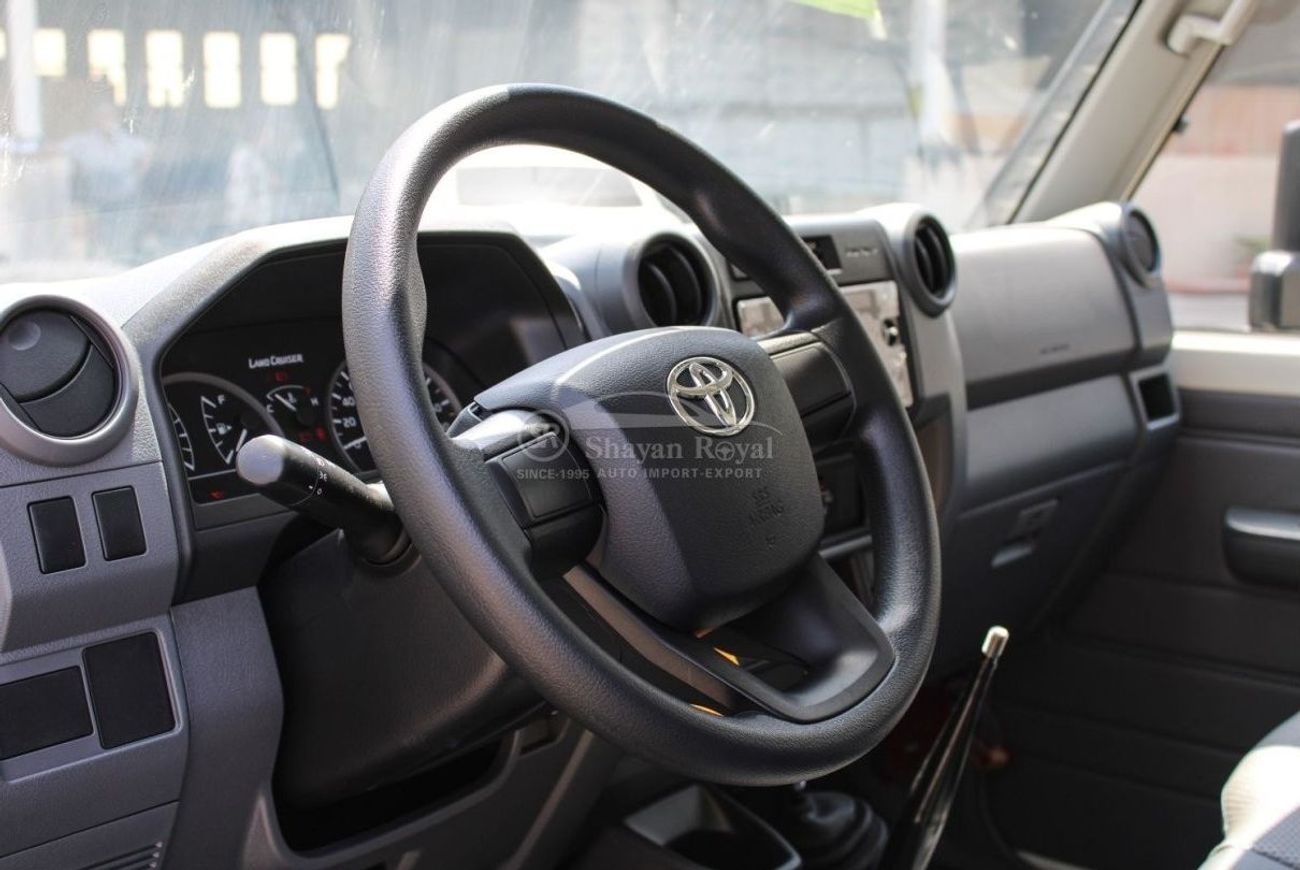 تويوتا لاند كروزر 70 LHD LC78 4.2L DSL V6 4WD 3DR 13S MT 2024MY