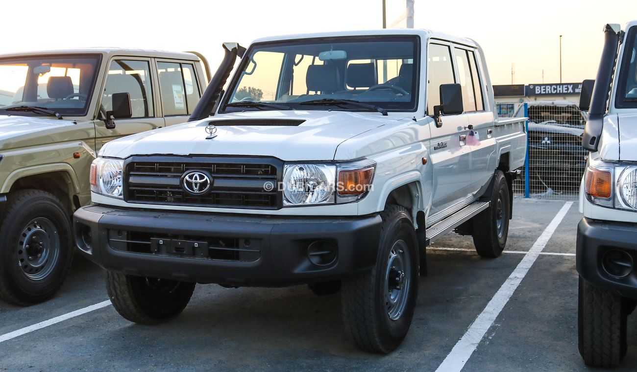 Toyota Land Cruiser Pick Up V8