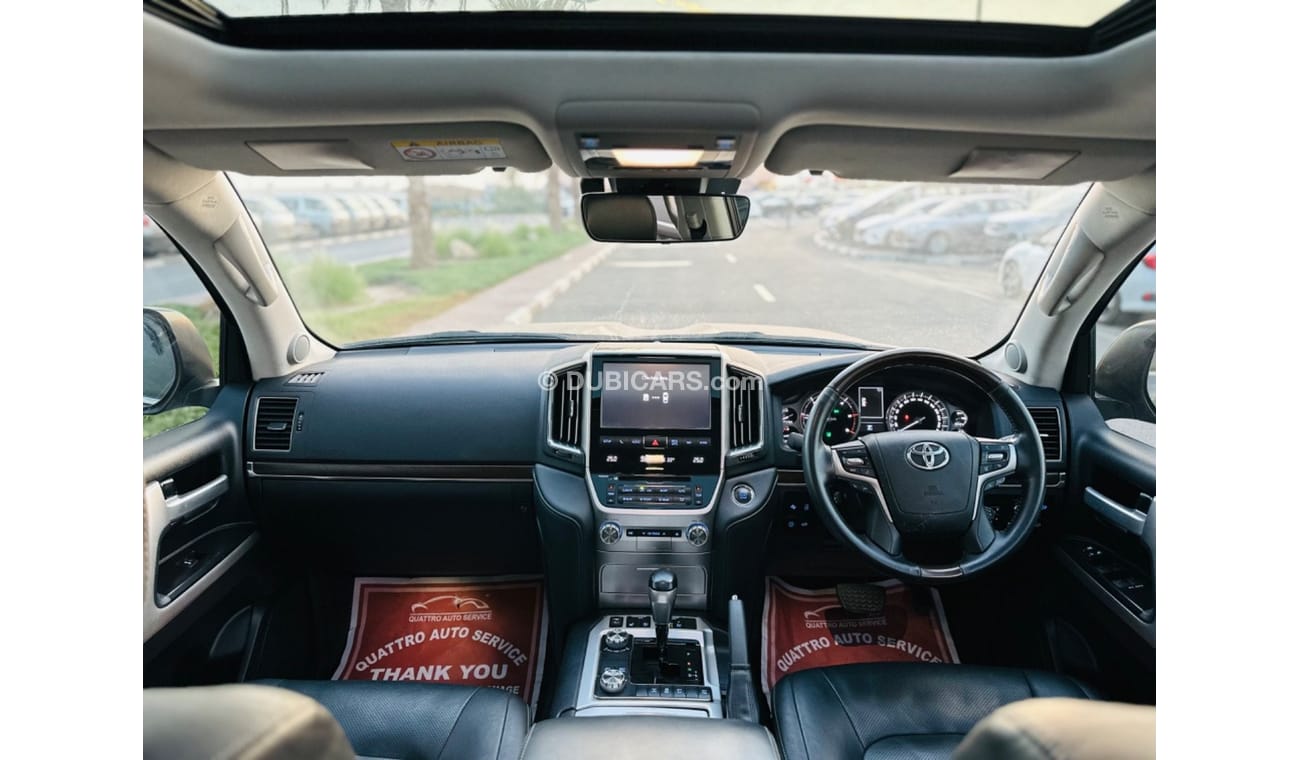 Toyota Land Cruiser Toyota Land Cruiser sahara top of the range