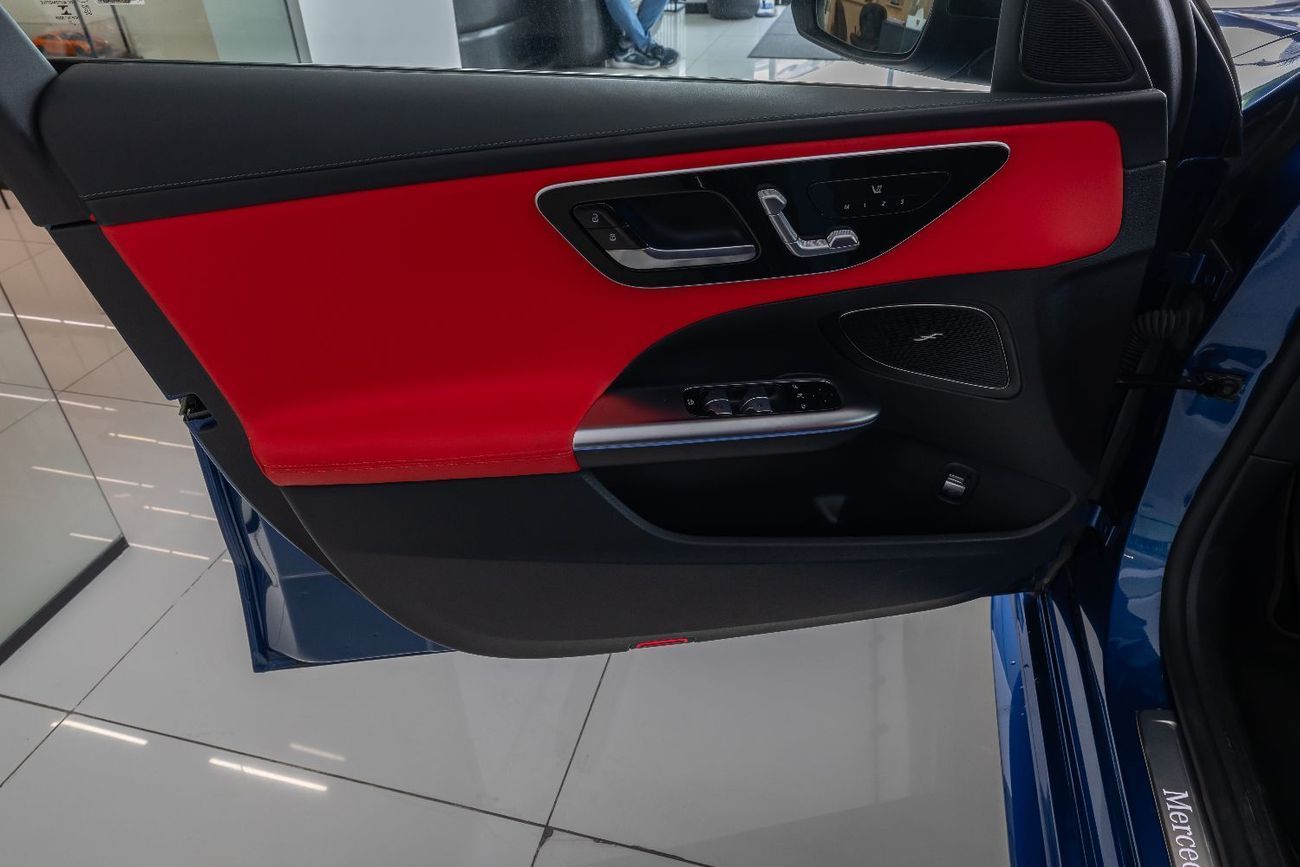 Mercedes-Benz C 300 Mercedes-Benz C 300 AMG | 2022 | 4Matic | with 360 Camera | 3 Years Gargash Auto Warranty