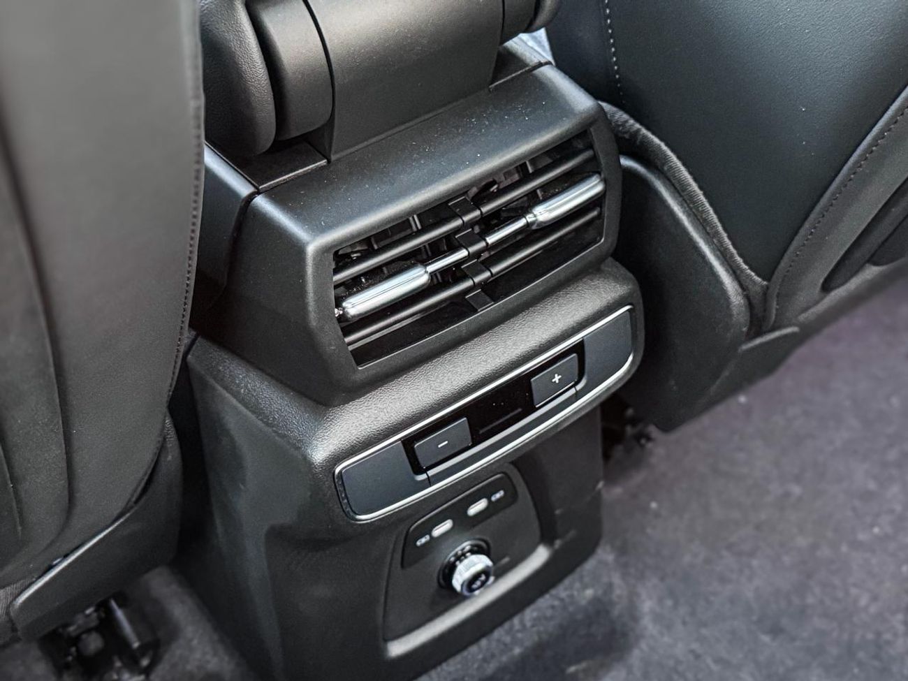 Audi Q4 etron 2025 | AUDI E-TRON Q4 TOP VERSION E/V