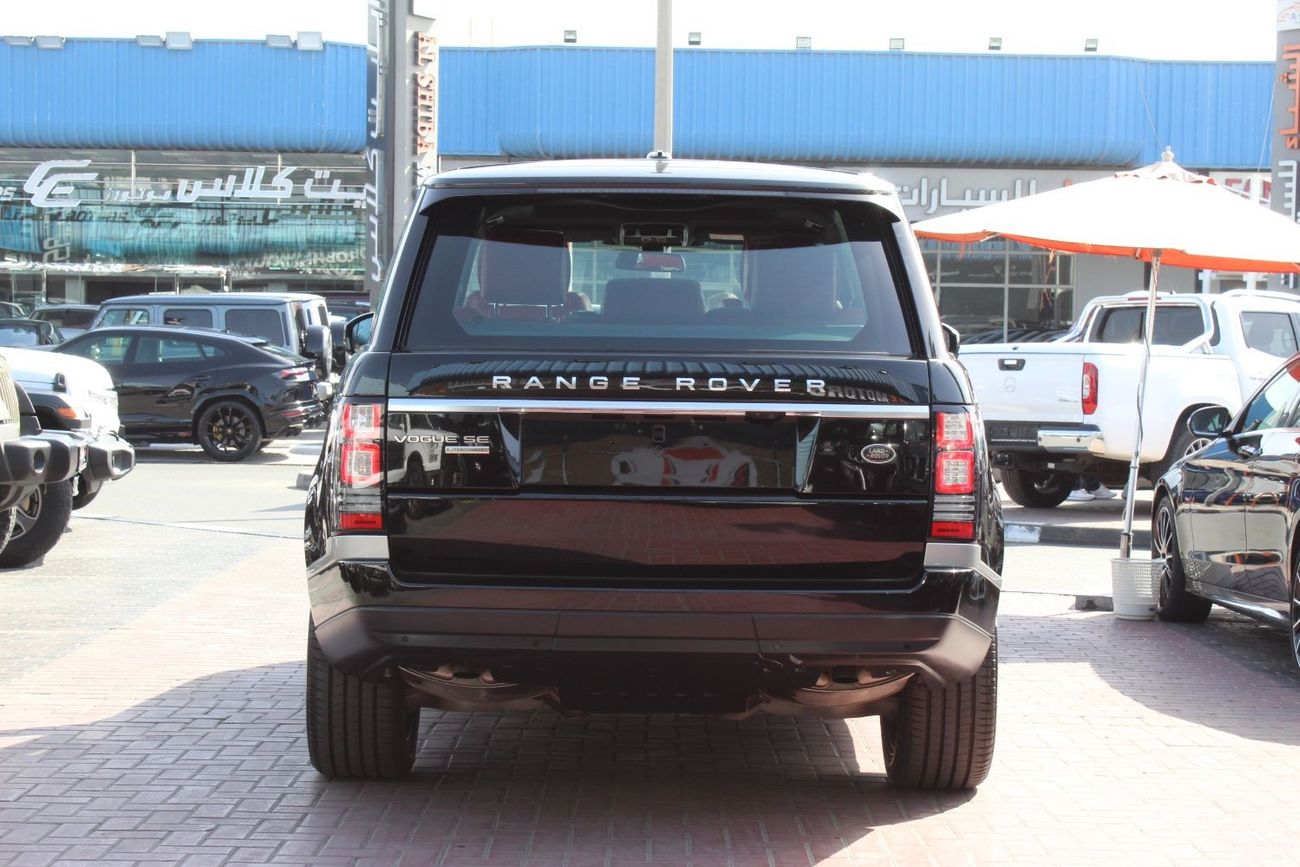 Land Rover Range Rover GCC MINT IN CONDITION