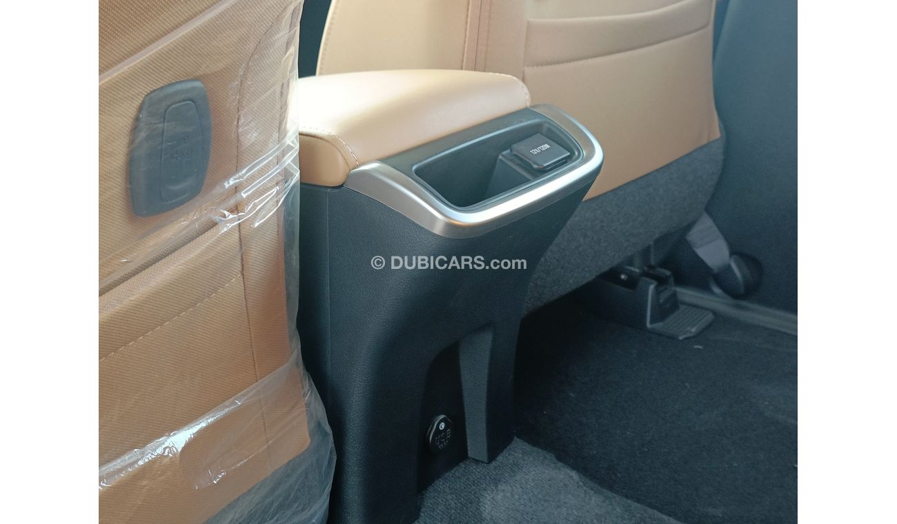 Toyota Fortuner 2.4L V4 DIESEL, DVD / REAR A/C / 4x4 REAR STOCK (CODE # 87856))