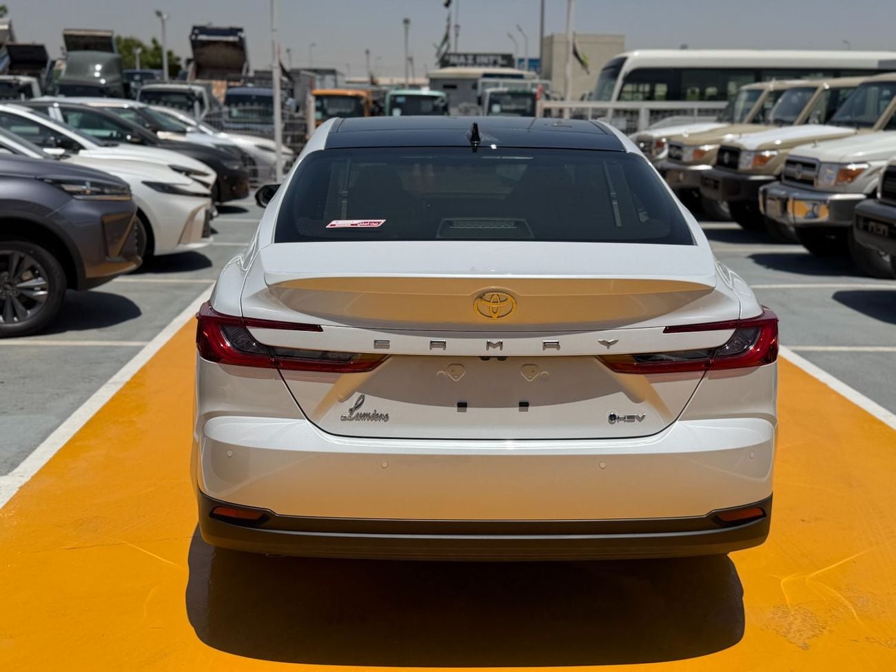 تويوتا كامري LIMITED HEV Lumiere HEV 2026