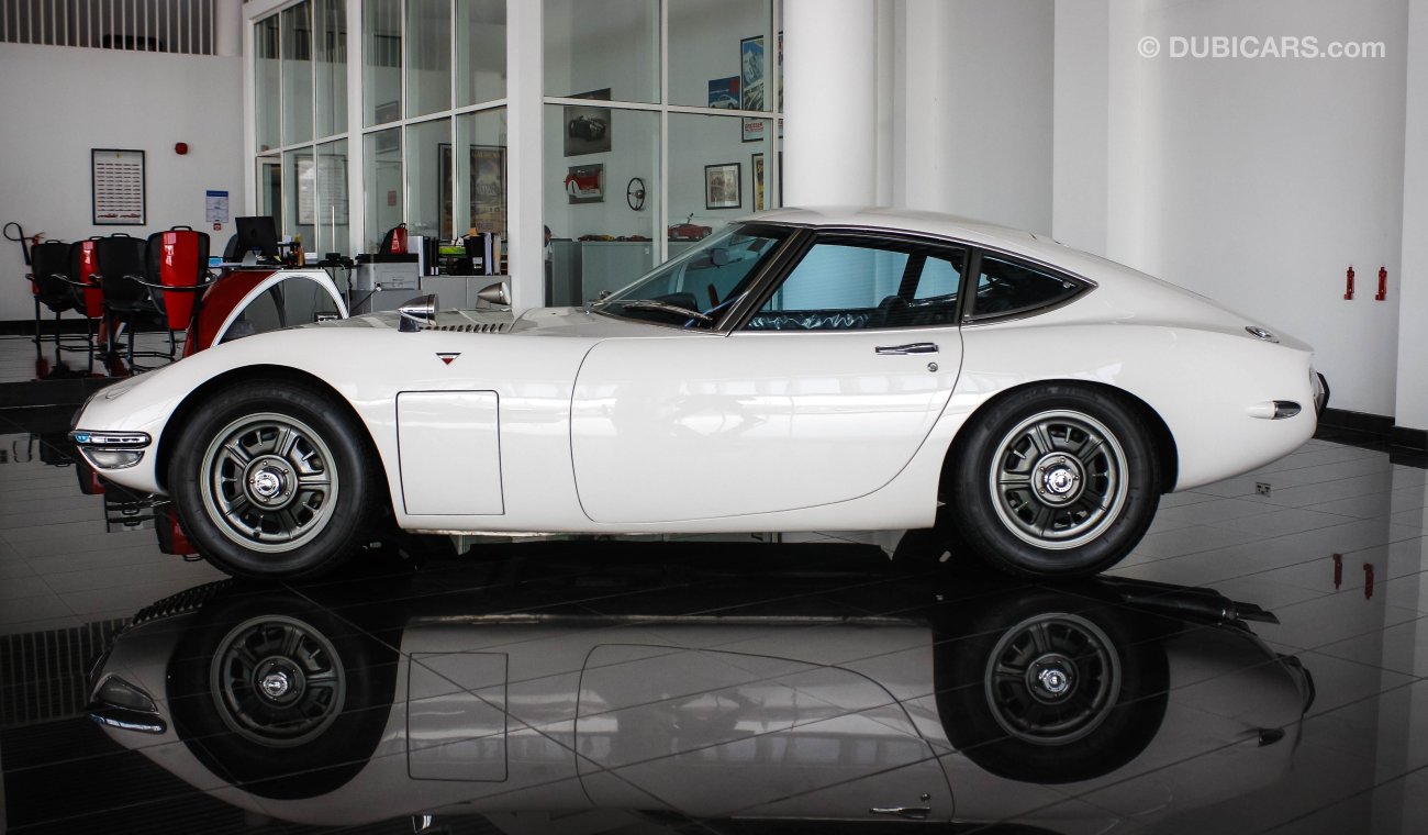 Toyota 2000GT