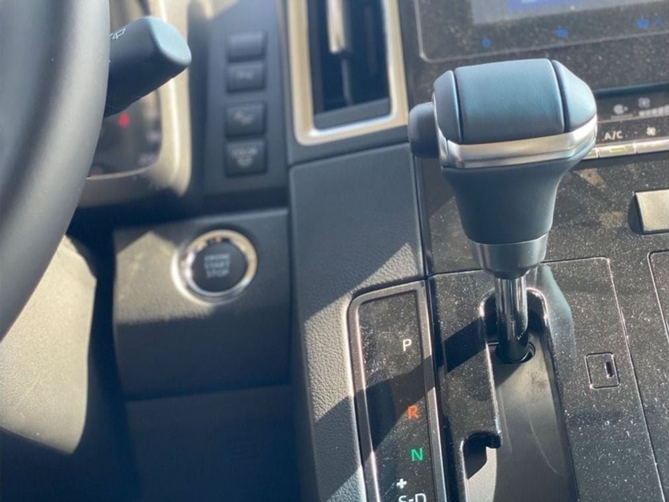 تويوتا جرافينا PREMIUM 3.5 Petrol  / Brand new model 2024