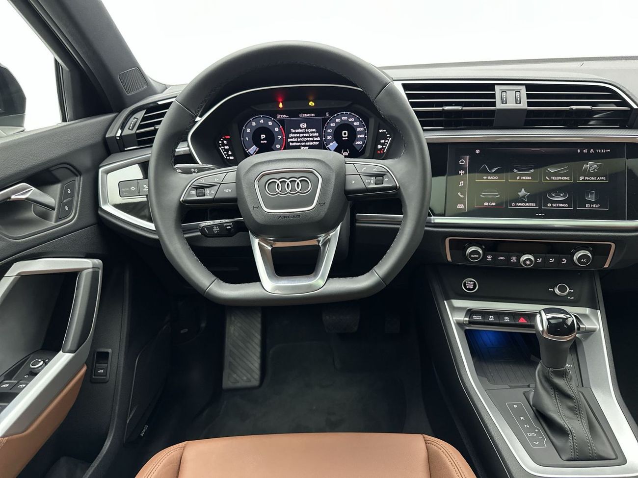 أودي Q3 Sportback 40 TFSI quat 180hp S line (Ref# 07049)