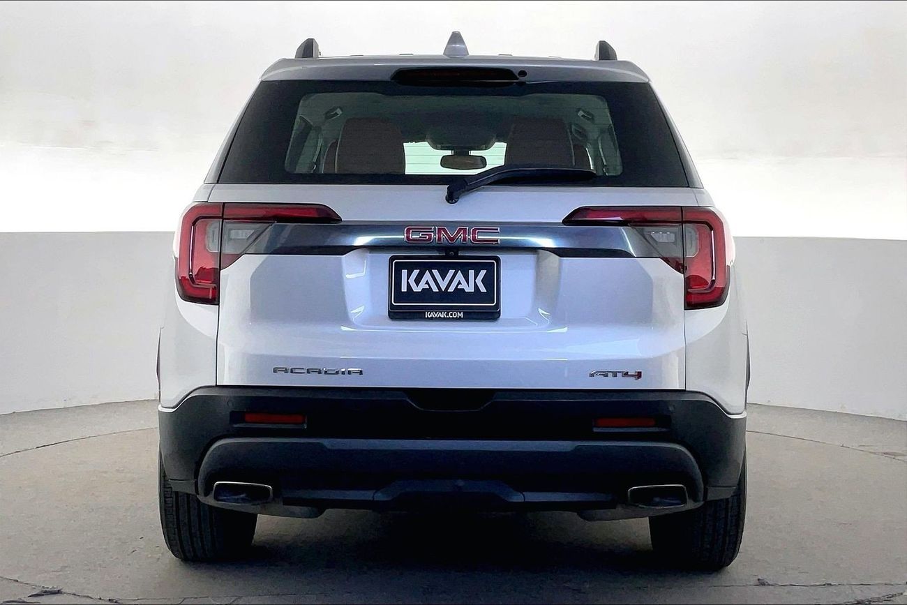 جي أم سي أكاديا AT4 | National Day Celebration | شامل الضمان | 0 ﺪﻔﻋﺓ ﺃﻮﻟﻯ