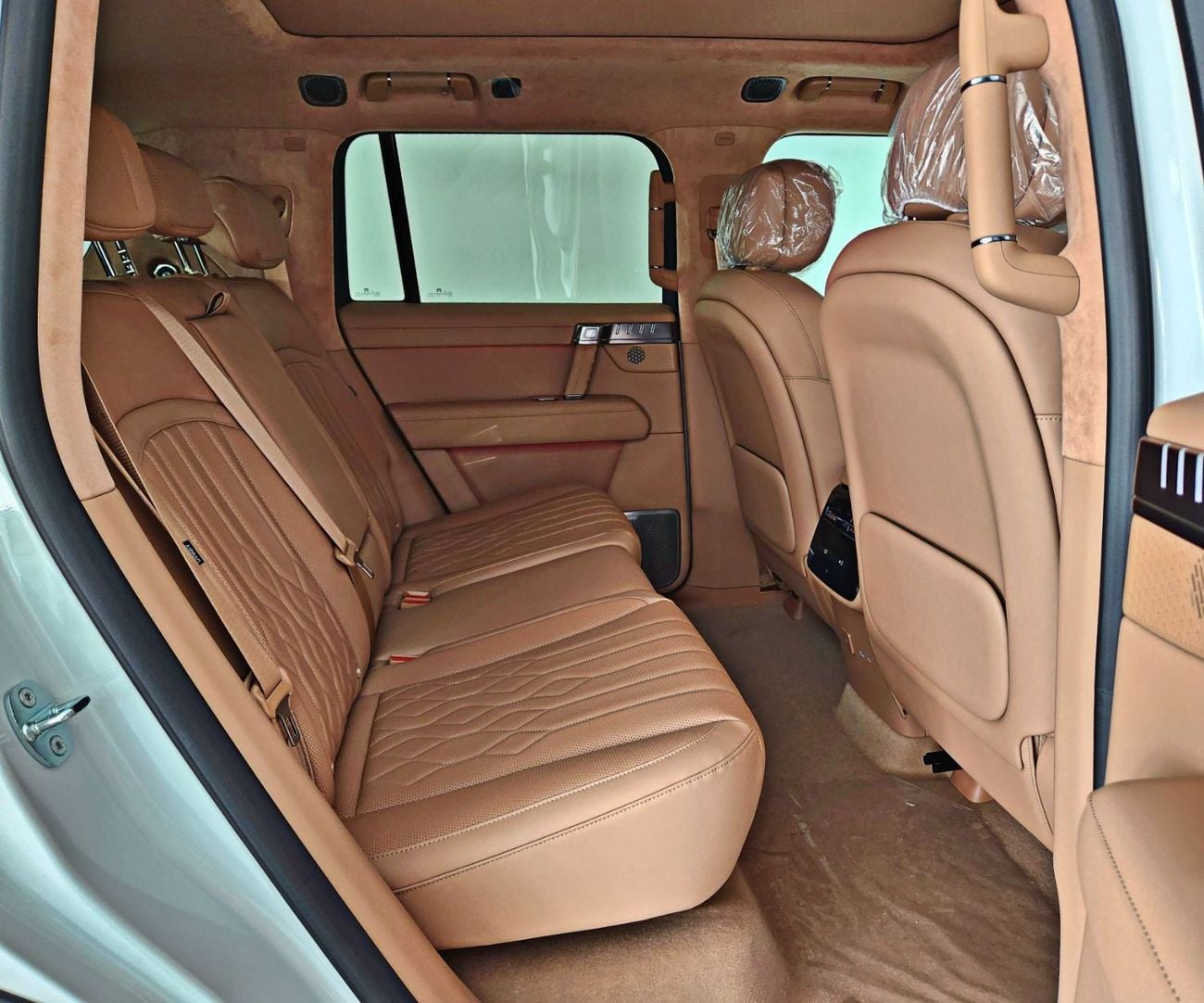 Dongfeng M Hero M817 PLUG IN HYBRID TECH-HEAVY MILITARY STYLE SUV 912 hp, 1000+km total range