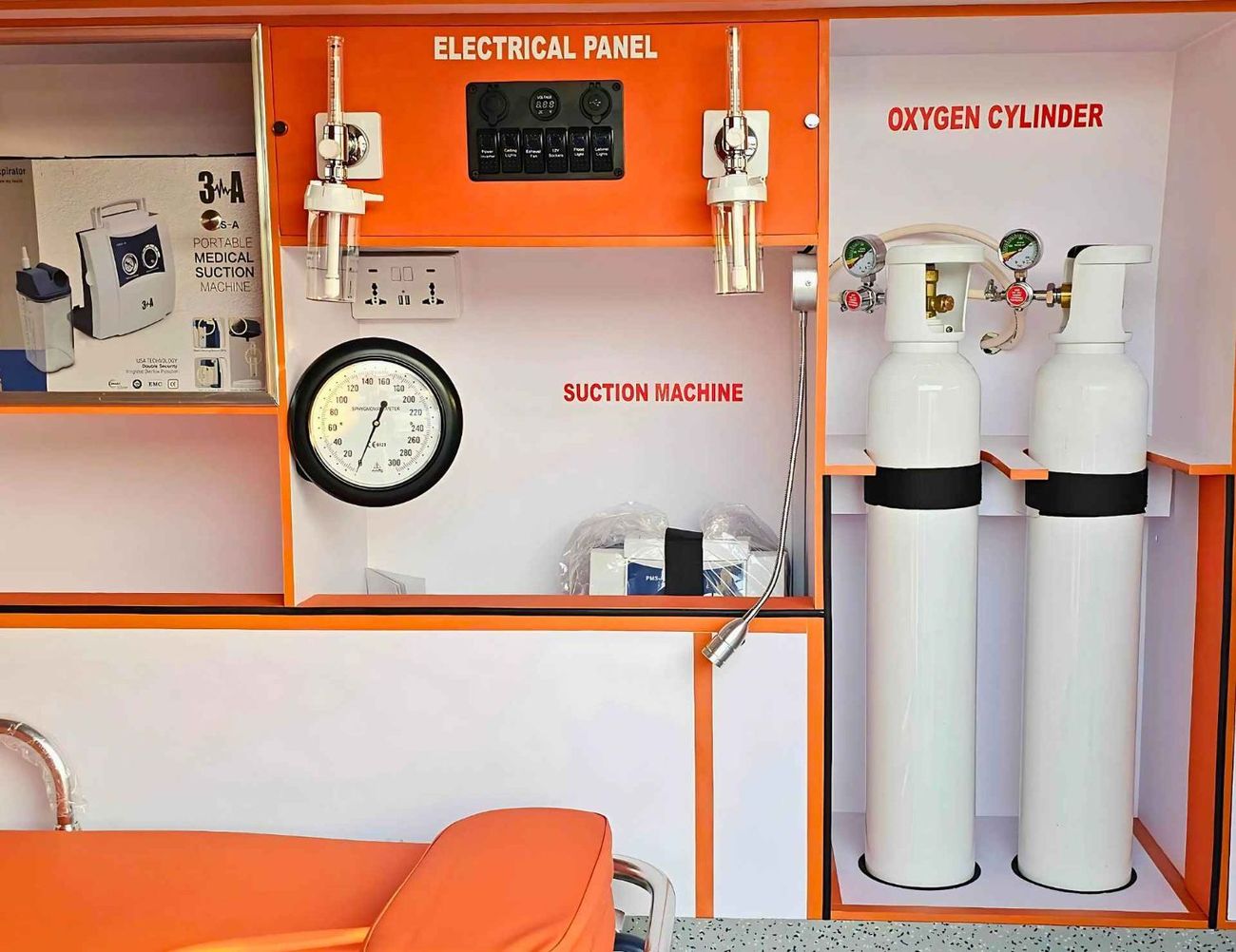 تويوتا هاياس 3.5L DX HIGHROOF / V6 PETROL, A/T, EMERGENCY MEDICAL AMBULANCE (CODE # 68093)